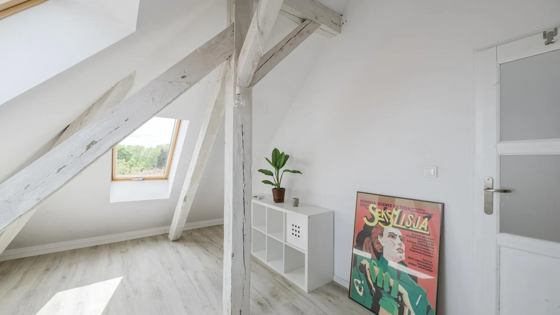Scandinavian Loft Apartment 포즈난