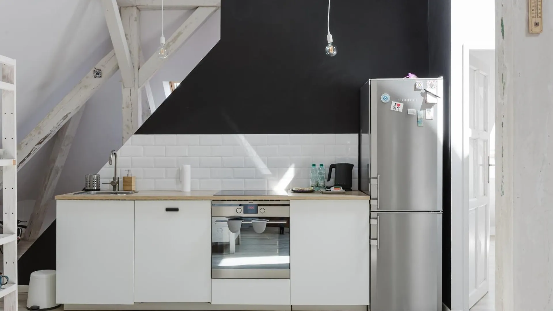 Scandinavian Loft Apartment 포즈난 0*,