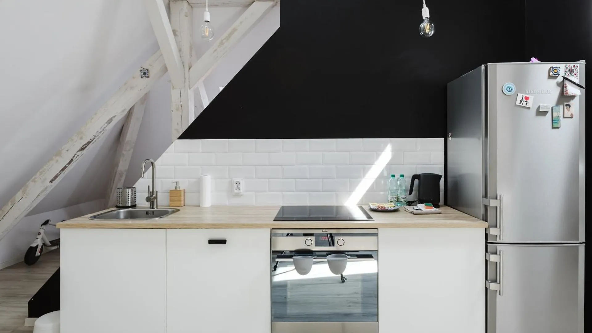 Scandinavian Loft Apartment 포즈난