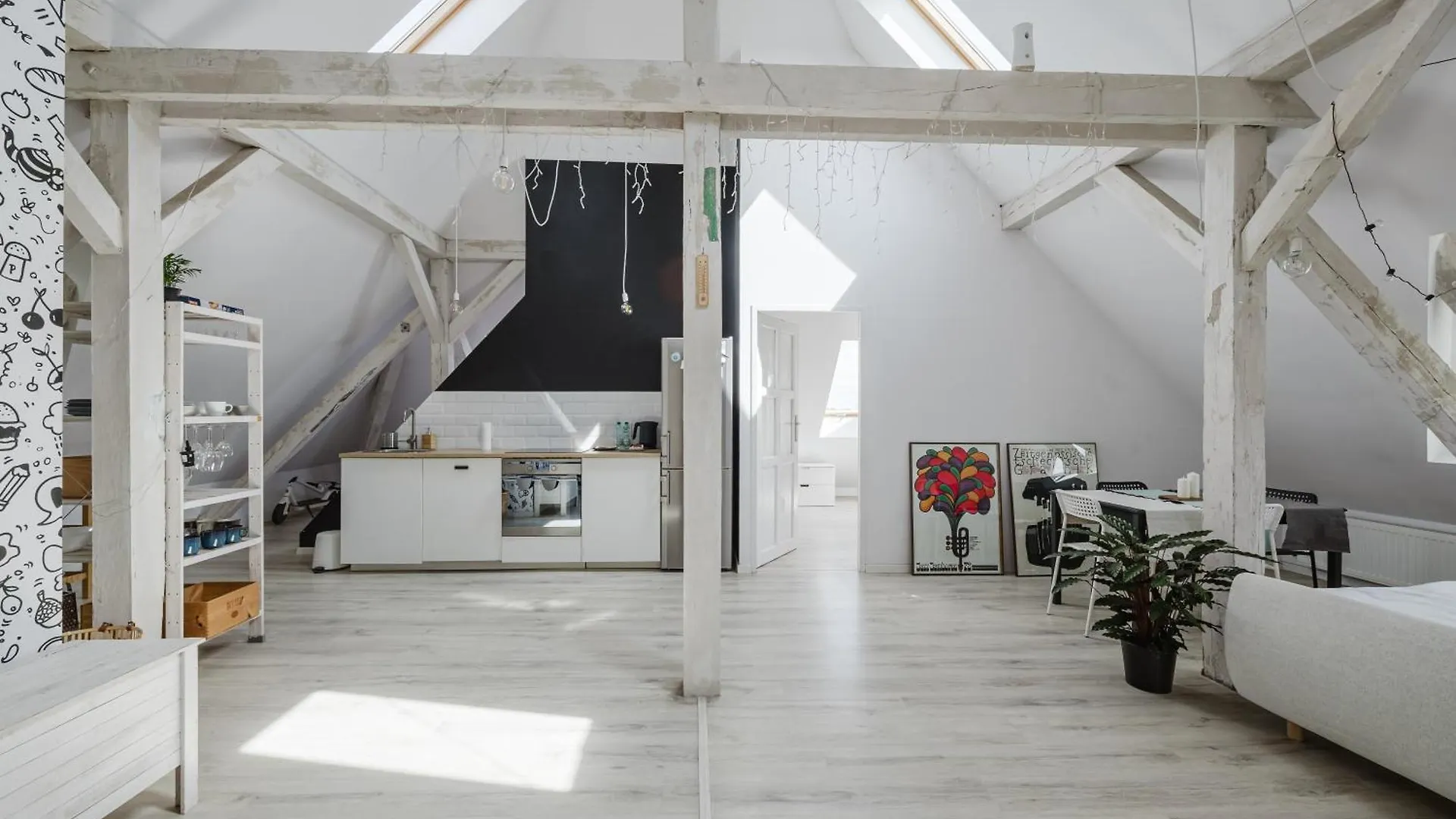 Scandinavian Loft Apartment 포즈난 0*,  폴란드